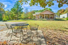 Kingston Home with Patio Less Than 4 Mi to Lake Texoma!